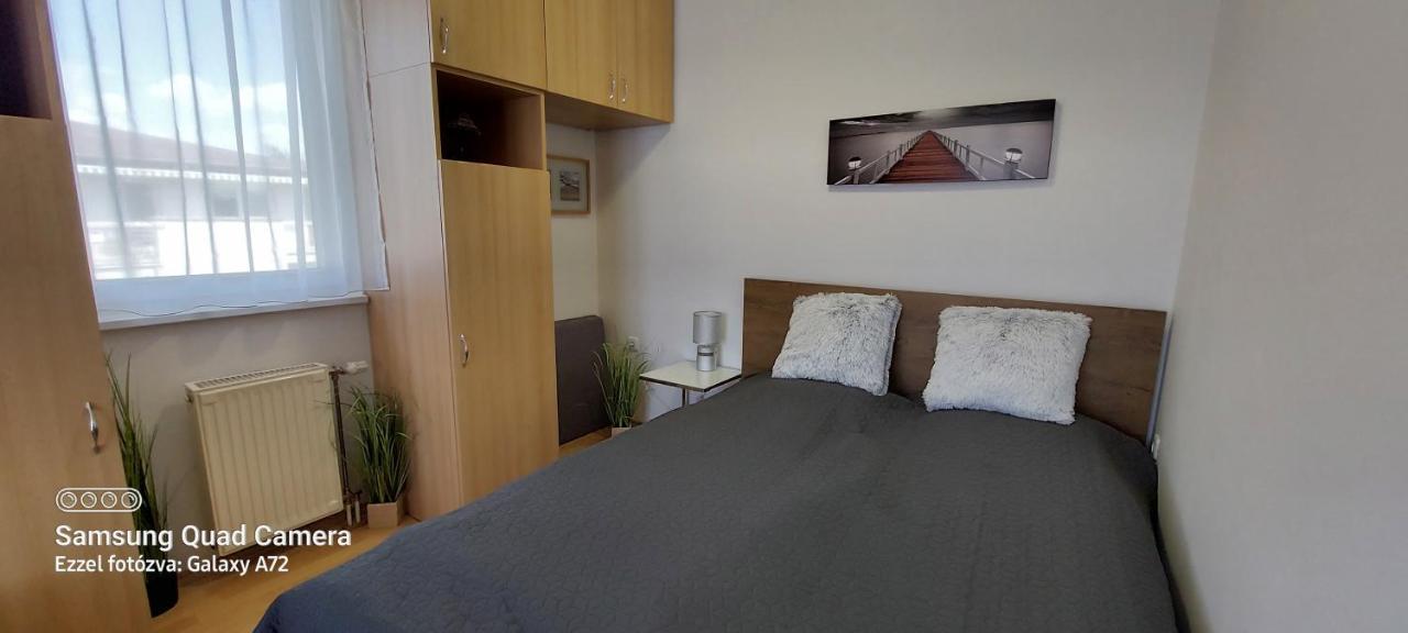 Apartamento Beszédes-lak, Aranypart Siófok Exterior foto