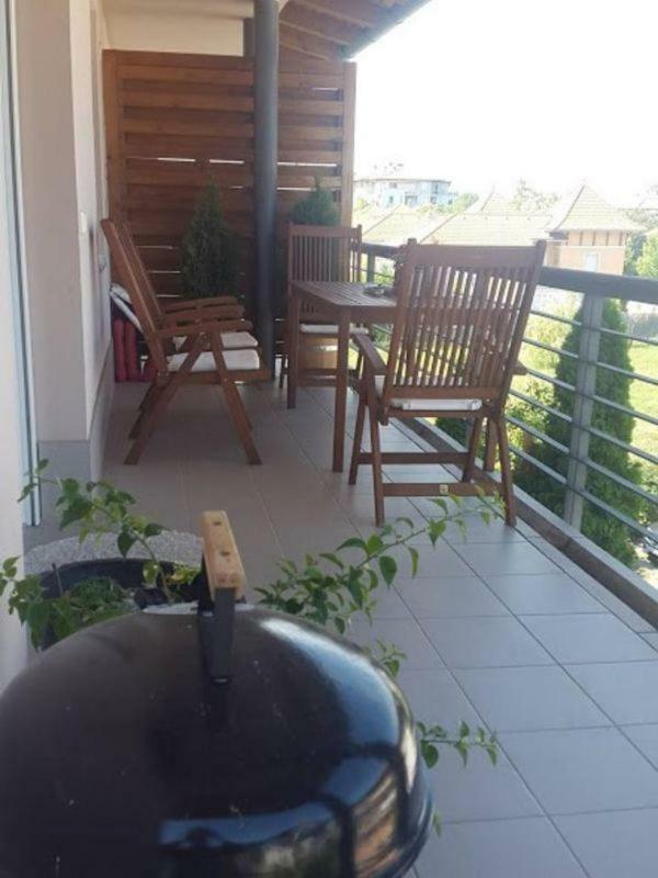 Apartamento Beszédes-lak, Aranypart Siófok Exterior foto